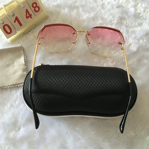 Metal Circle Frame Sunglasses.Pink Lens Sunglasses - Picture 3 of 4